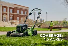 Greenworks 82V 21" Brushless Self-Propelled Mower w/ 8.0Ah Battery and Dual Port Charger 82LM21S-8DP